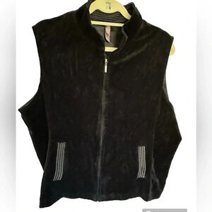 White Stag Women's Velour Zippered Black Vest Size XLarge